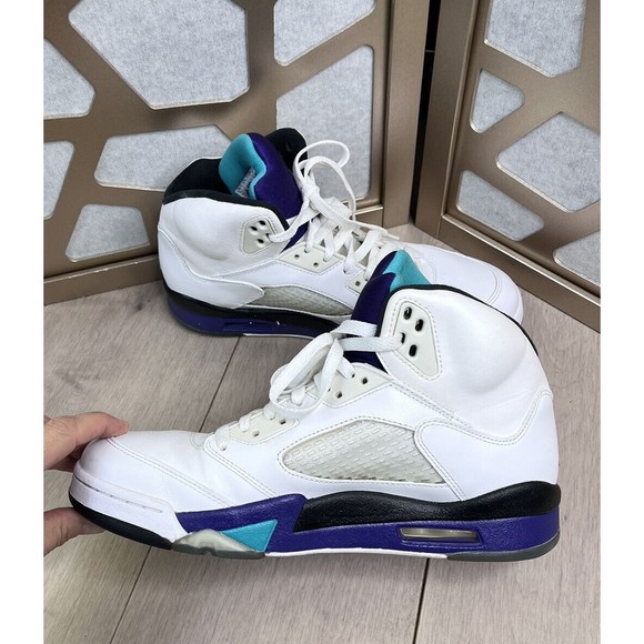 Air Jordan 5 sz 9 Retro 2013 Men basketball sneakers 136027-108 White Purple main image 8